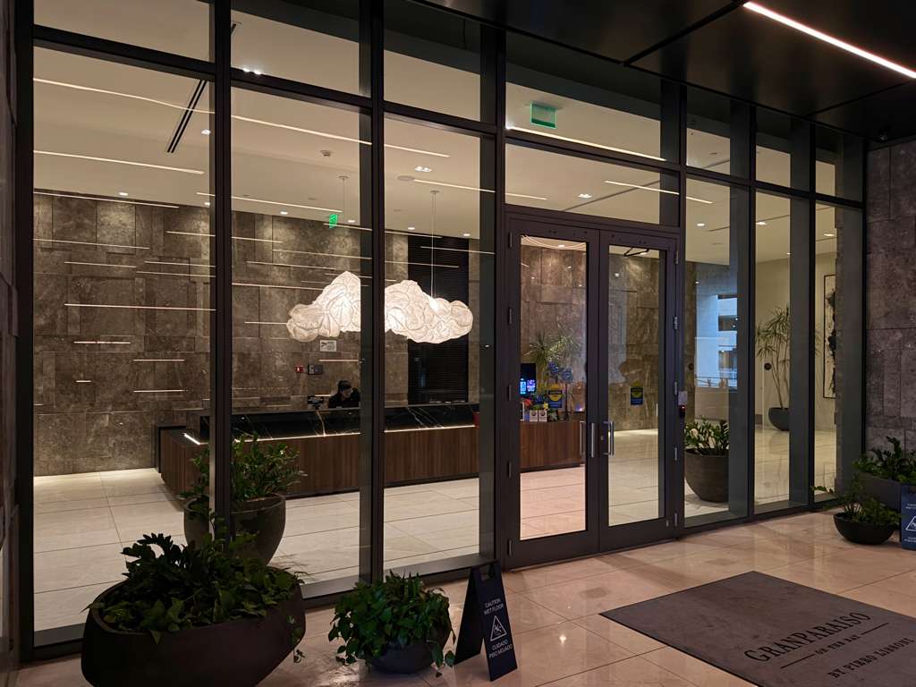Gran Paraiso lobby and arrival area